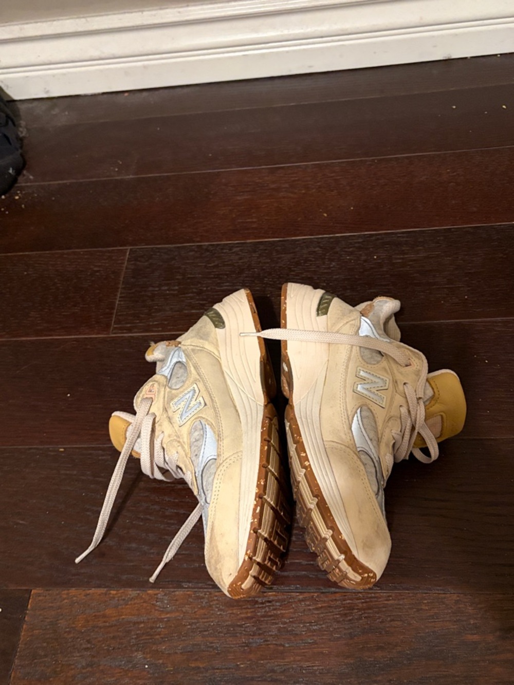 New Balance 992 Unisex Beige and Light Gray Sneakers- Needs TLC - Picture 6 of 10